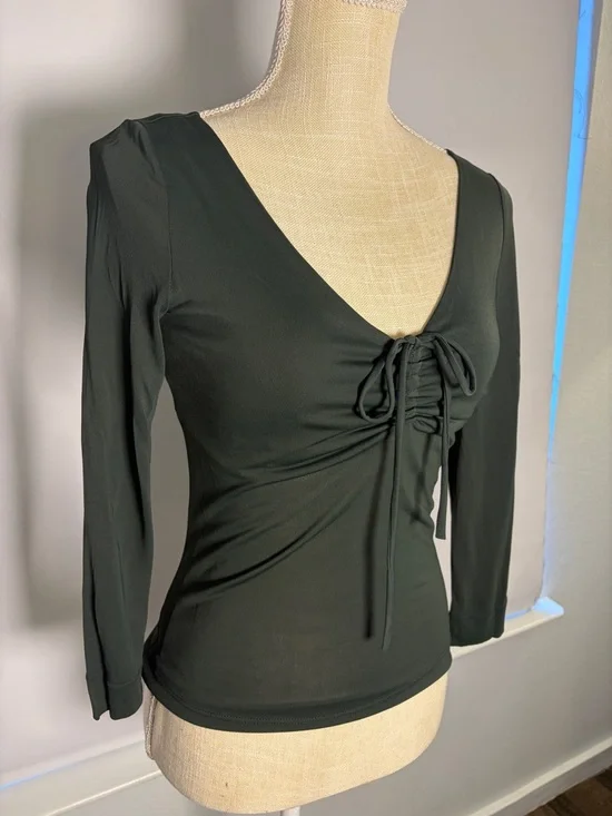 Moschino Deep Green Long-Sleeve V-Neck Ruched Tie Front Top Sz 6 - Picture 2 of 6
